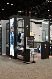 Brooks Brothers pop-up store concept - Exterior