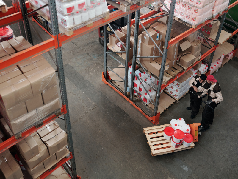 See the key differences between wholesale vs. retail, from pricing structure to target customers. Weigh the benefits of each model and make an informed choice.